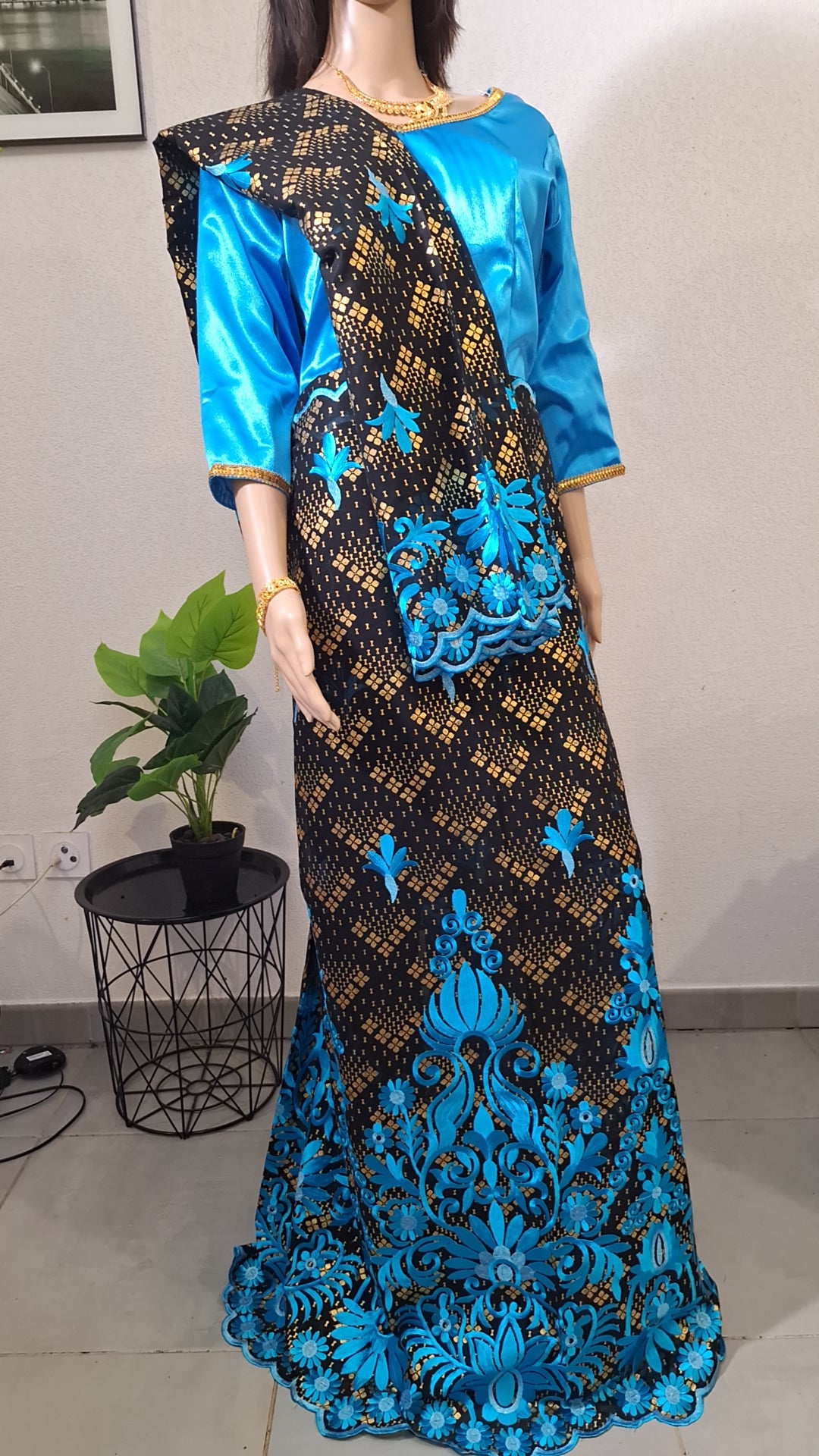 SALOUVA KELLYNE