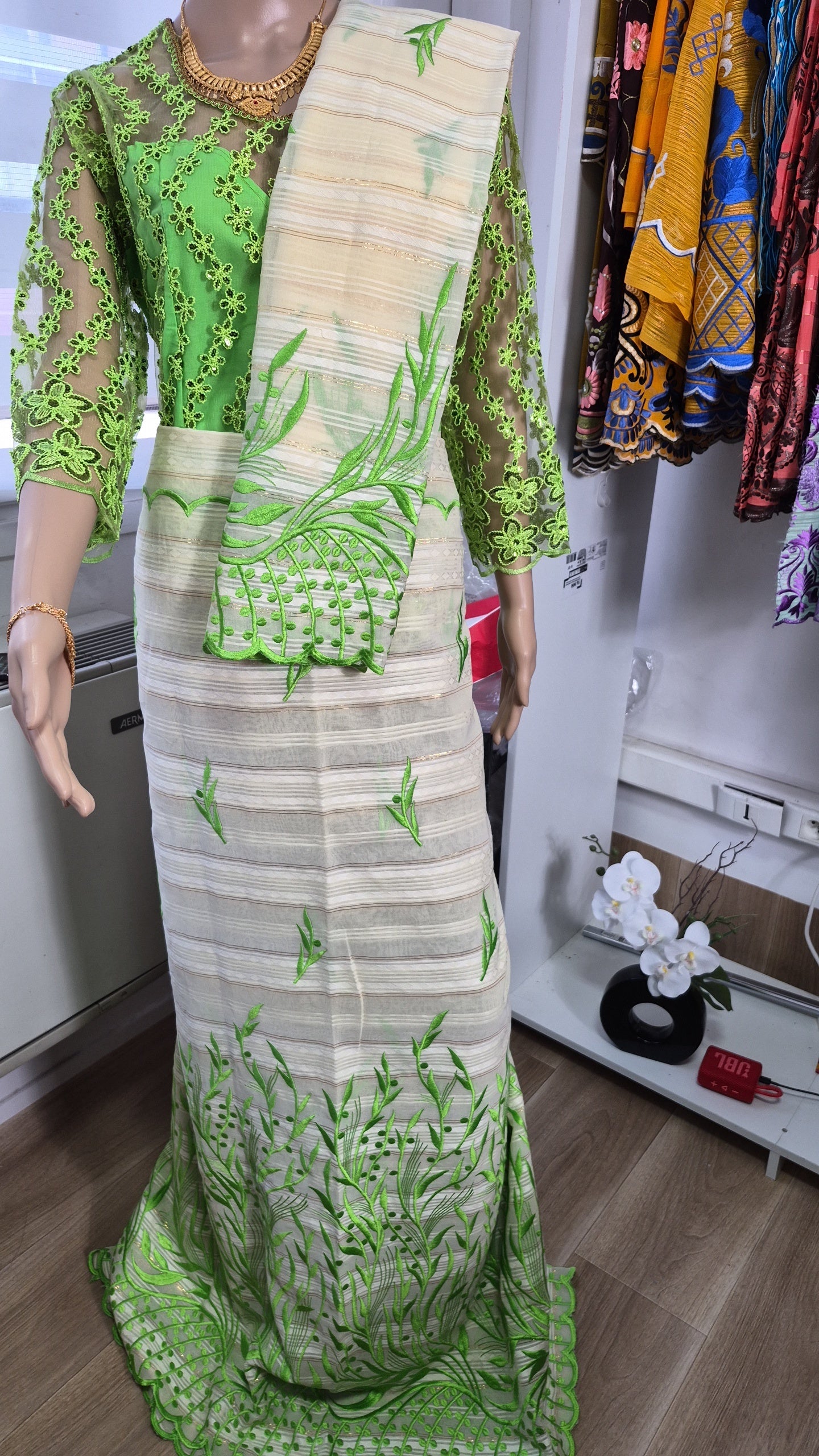 Salouva 2 pieces